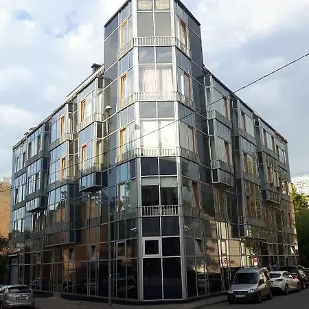 27th Street Apartment *