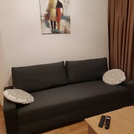 Apartment 27th Street